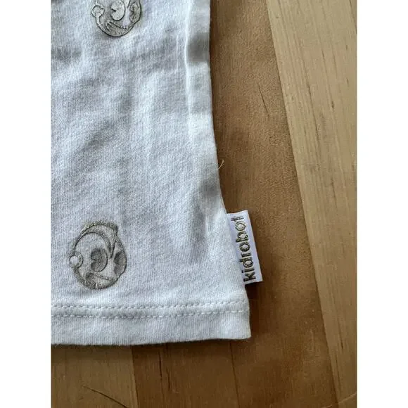 Vintage Kid Robot T-shirt Scattered KR HEADS Womens Boycut Tee Size S - Picture 5 of 5